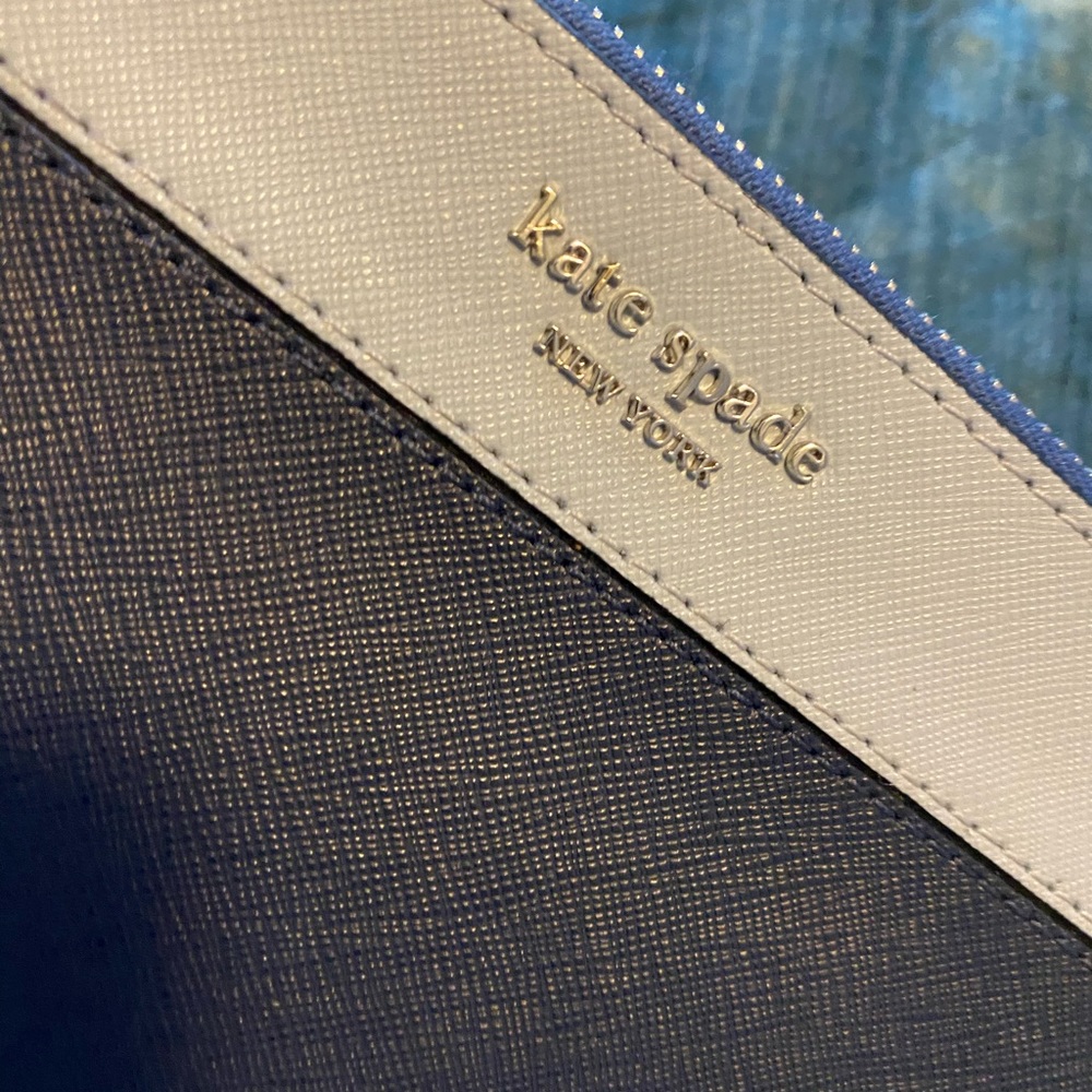 Kate spade wristlet- navy/baby blue - Picture 2 of 5